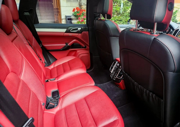 Porsche Cayenne cena 159900 przebieg: 173000, rok produkcji 2014 z Karpacz małe 529